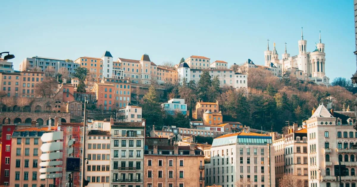 Leasing voiture étudiant Lyon 2026 : 5 solutions abordables